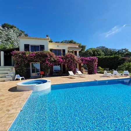 Avec Piscine, Vue Et Terrasse Epoustouflante Au Rayol-canadel - Fr-1-100-294 Le Rayol-Canadel-sur-Mer